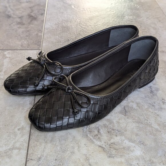 NEW Schutz 'Arissa' Woven Leather Flats (size 6.5) - Picture 1 of 12